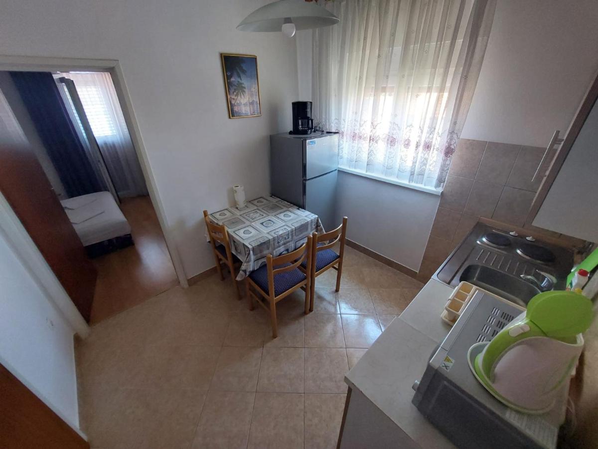 Apartmani Vukovic Kaprije Bagian luar foto